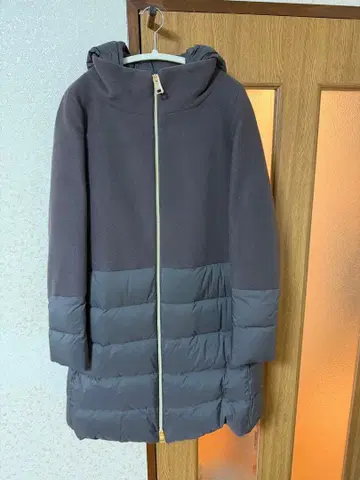 미사용 새상품 HERNO 헬노 콤비네이션 다운 코트 44 다크 그레이
