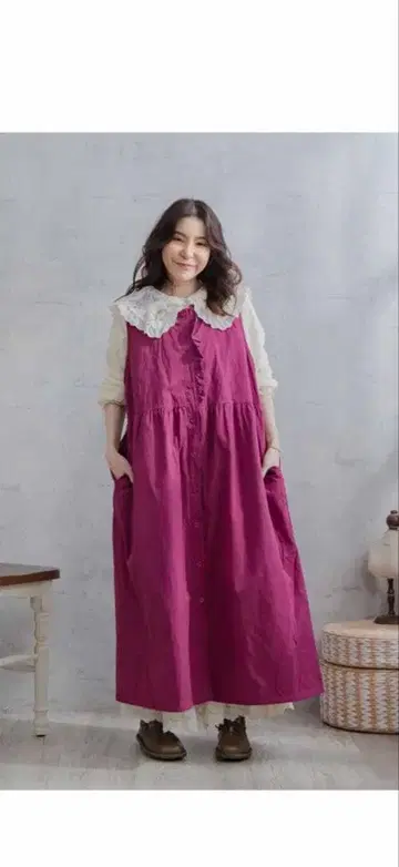 Mycloset 자수 포함 레드 퍼플 슬리브리스 원피스