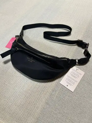 새상품 Kate Spade 케이트 스페이드 바디백 웨스트 파우치 블랙