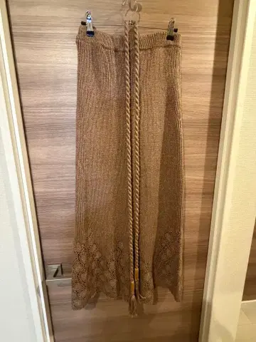 릴리 브라운 니트 롱 스커트 벨트 포함