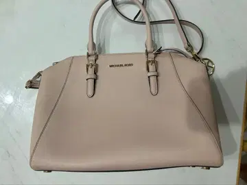 MICHAEL KORS 핑크 숄더백