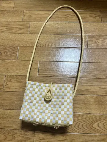 MEKEARISA 바스켓백