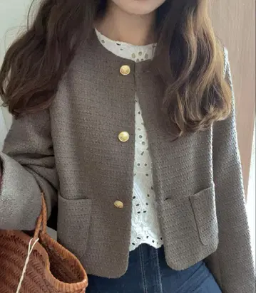 LAUIR 라우어 골드 버튼 트위드 자켓 모카 S 사이즈