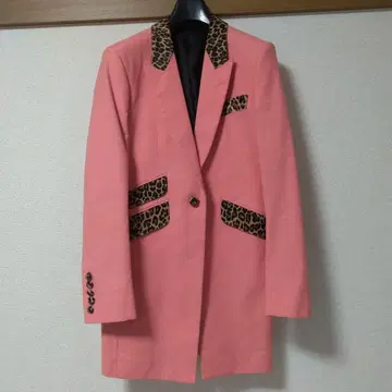 핑크 레오파드 무늬 테일러드 자켓