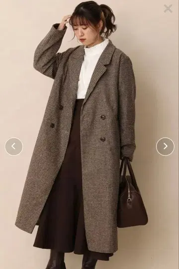 NICE CLAUP 체스터 코트