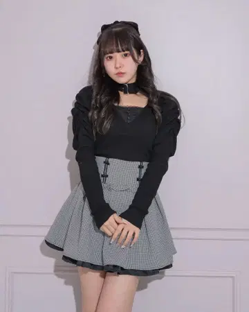 Pium 초커 벨트 티셔츠