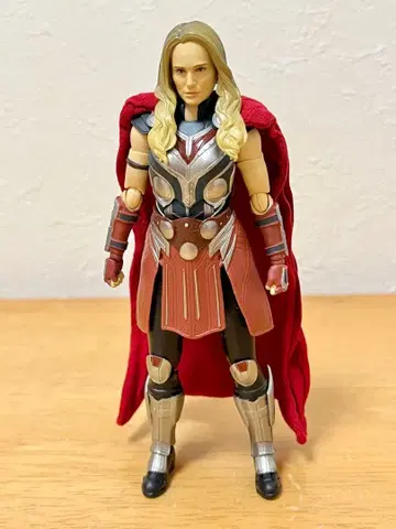 S.H.Figuarts 마이티 소 (제인 포스터)