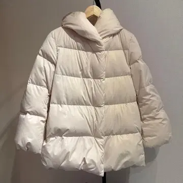 파우더 필 다운 숏코트 M