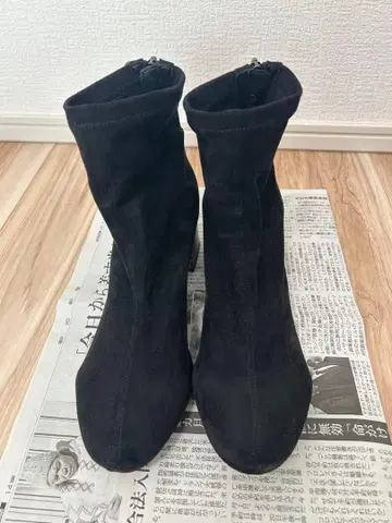 블랙 스웨이드 숏부츠