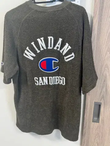 Champion x WIND AND SEA 콜라보T셔츠