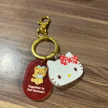 헬로키티 아크릴 키링