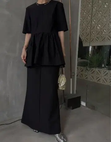 AMERI MEDI PEPLUM SET UP DRESS