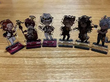 아크릴 스탠드 트위스테