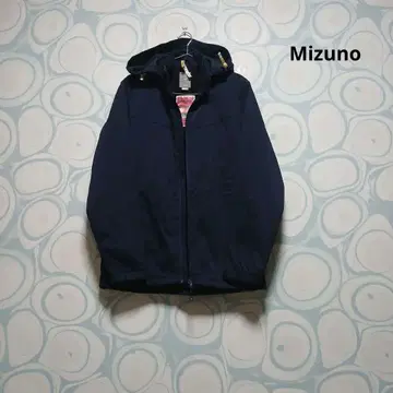 미즈노 BREATH THERMO 후드티