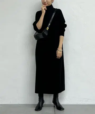 라운지 드레스 하이넥 총침 니트 원피스