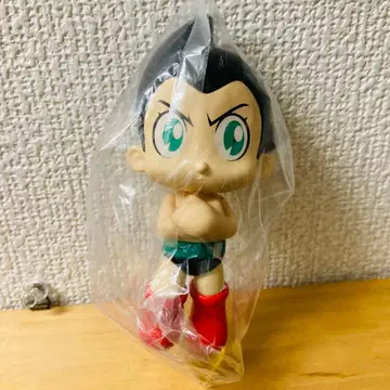 철완 아톰 피규어