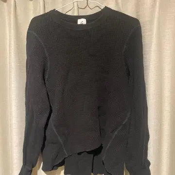 록 6 블랙 와플 원단 긴팔 상의