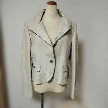 투발루 TUVALU 라이트 베이지 가죽 숏 자켓 88