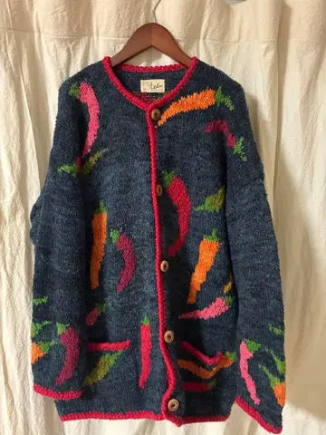 tela 칠리페퍼 패턴 가디건