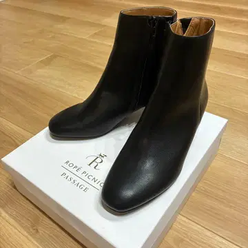 ROPE PICNIC 블랙 숏부츠 25.0cm