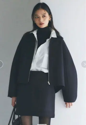 anuans 리버 울 숏코트 네이비