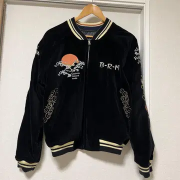 폭렬난만 BRM 리버서블 스카잔 벨벳 새틴 사이즈 40