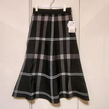 INTERPLANET 인터플래닛 체크 니트 스커트 블랙