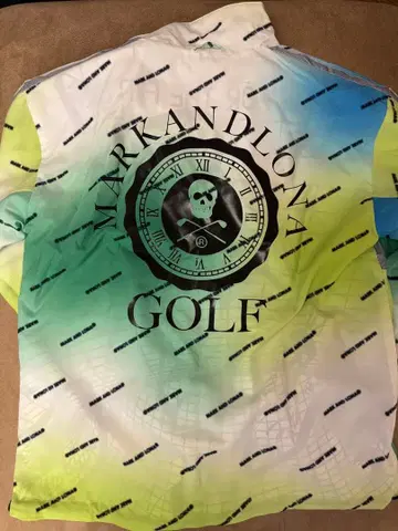 마크앤로나 아우터