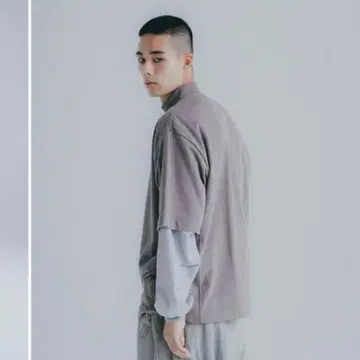 I 그레이 긴팔 티셔츠 코튼 소재