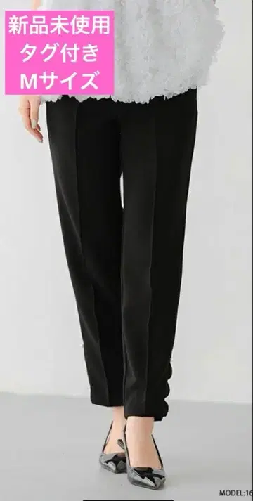 미사용 새상품 택 포함 핏모어 팬츠 스캘럽 M 사이즈 블랙