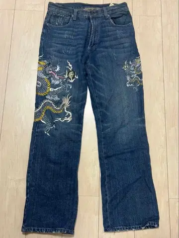 쿠오드로 자수 데님 팬츠 용 청바지 32