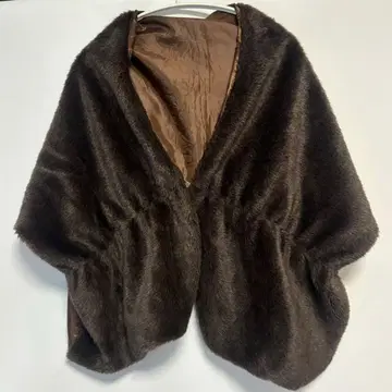 재스민 피크스 les boutiques cloche 퍼 스톨