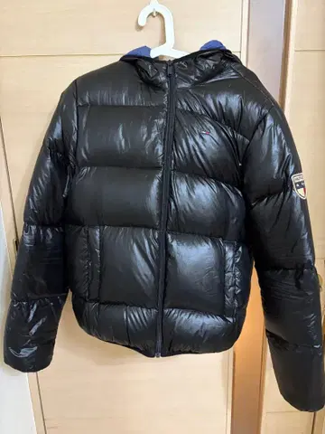 Hilfiger Denim 후드 부착 다운 자켓 블랙