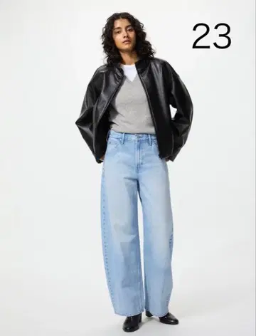 유니클로 배기 가브진스 블루 23