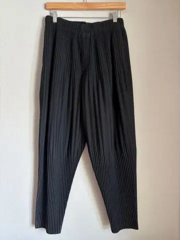 옴므 플리세 이세이 미야케 블랙 와이드 팬츠