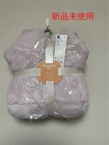 미사용 새상품 택 포함 GU 지유 마쉬멜로우 필 하프 지퍼 세트