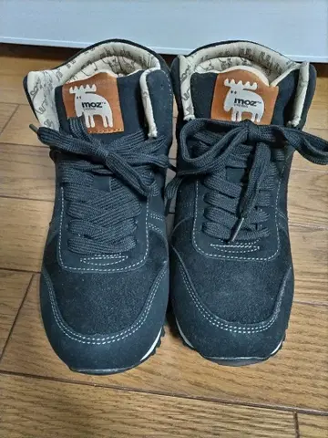 moz 모즈 여성용 스웨이드 스니커즈 23cm 미사용