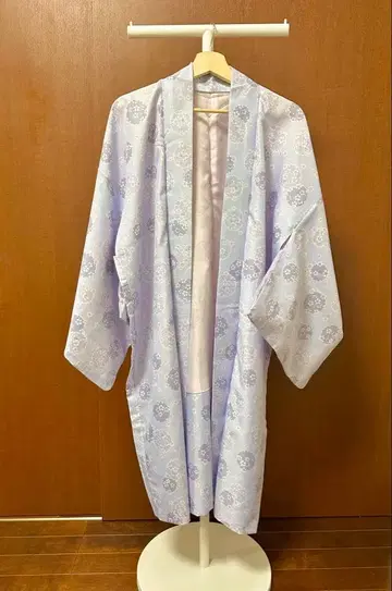 [ 새상품급 ] 긴 겉옷 눈꽃무늬 벚꽃 화학 섬유