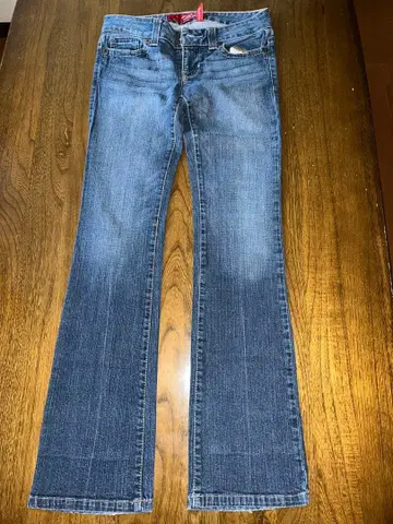 GUESS 부츠컷 데님 81 라이트 블루 27