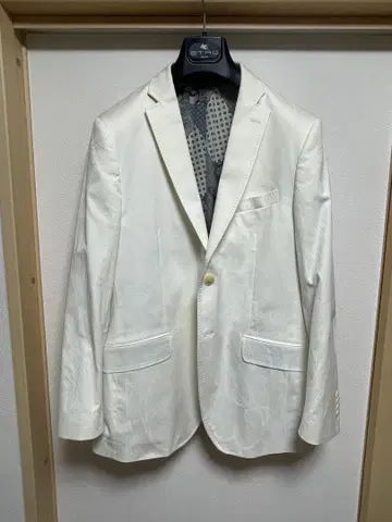 ETRO 화이트 테일러드 자켓