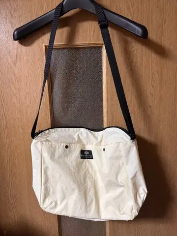 BAG'n'NOUN 숄더백