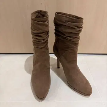 PELLICO 새상품 루즈핏 스웨이드 부츠