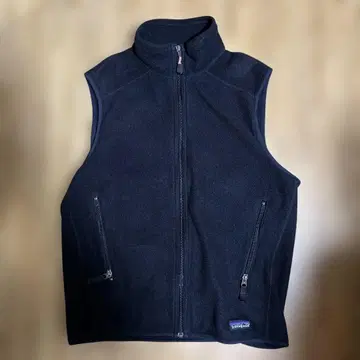 파타고니아 신틸라 플리스 베스트 블랙 M 사이즈