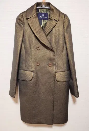 아쿠아 스큐텀 코트