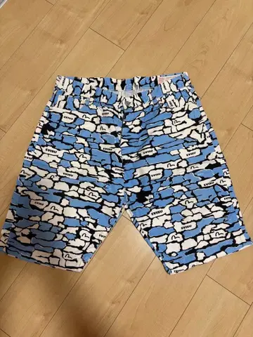 에비수 하프 팬츠