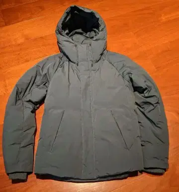 인헤릿 다운 자켓