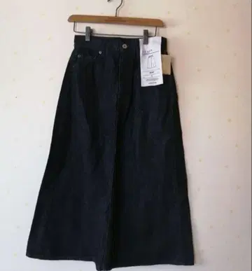 스튜디오 클립 새상품 데님 스커트