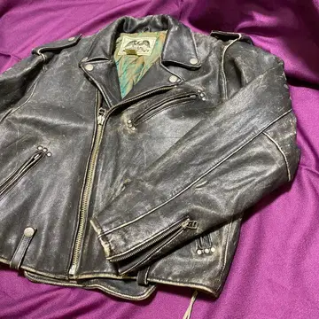 AVIREX 블랙 가죽 라이더 자켓