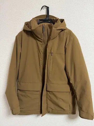 거의 새상품 UNIQLO 브라운 후드 부착 자켓 M
