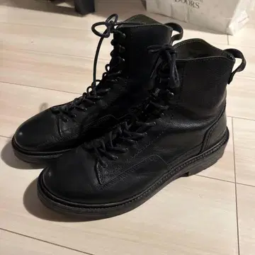 지스타 로우 블랙 가죽 부츠 새상품급 상자 없음